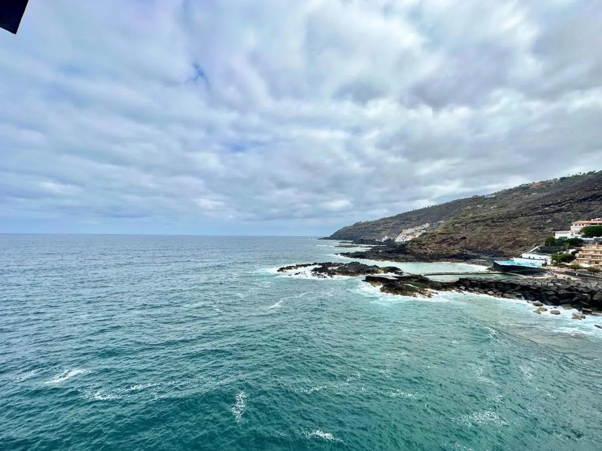 Image 2 of Holiday Feel D