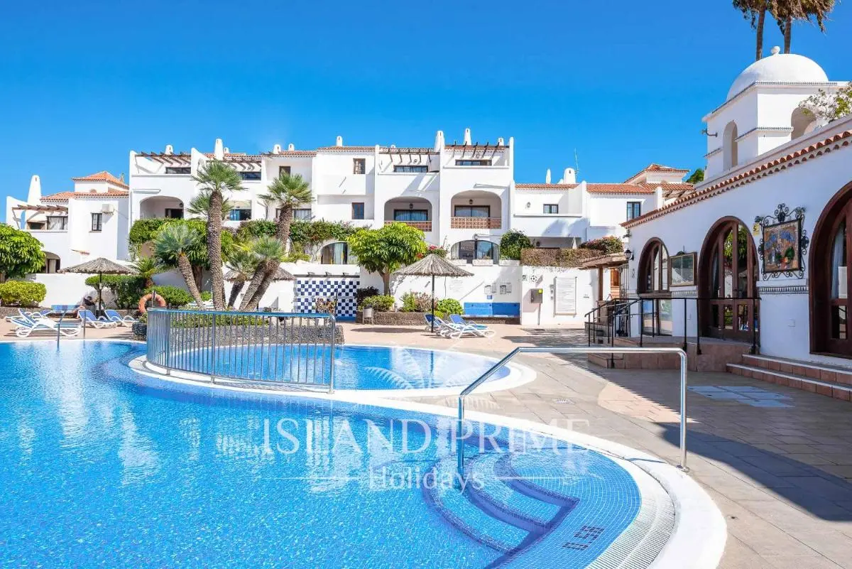 Image 3 of Holiday with Golf and Teide Views in Amarilla Golf FC26