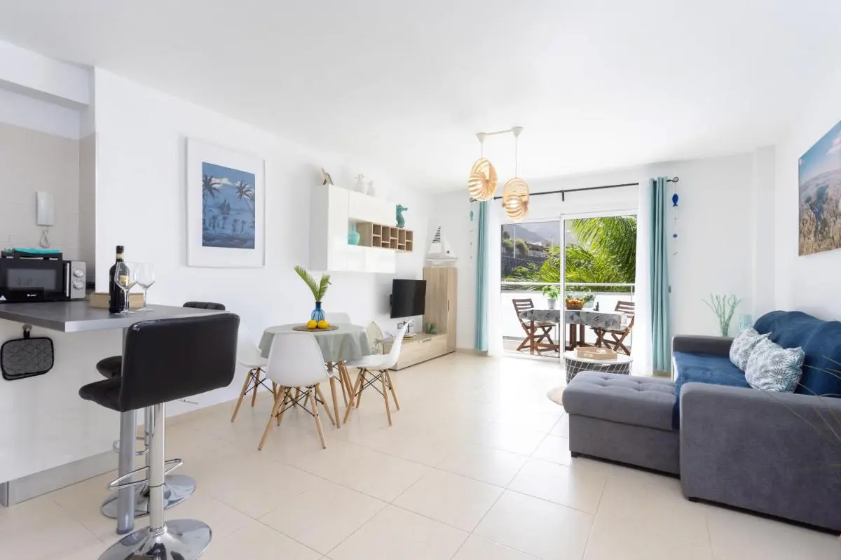 Image 3 of Home2Book Stunning Apartment Bajamar