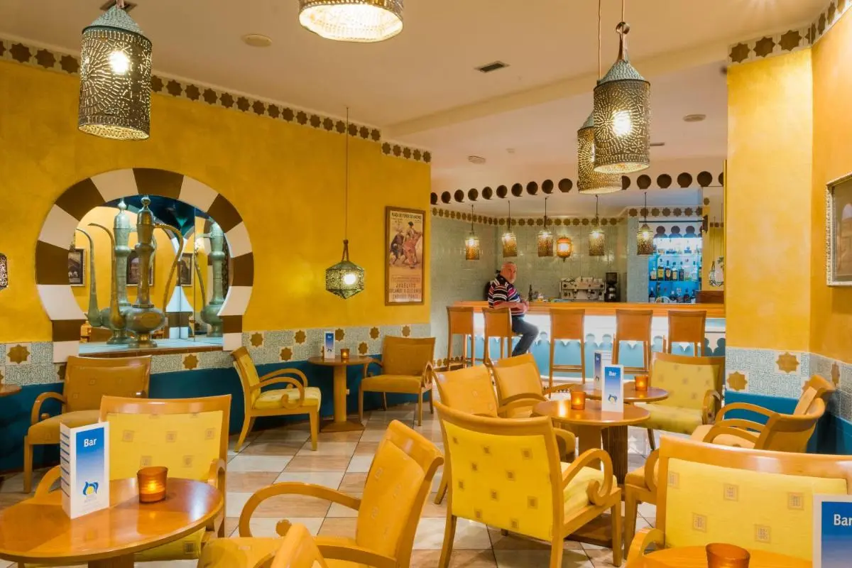 Image 4 of Hotel Monopol