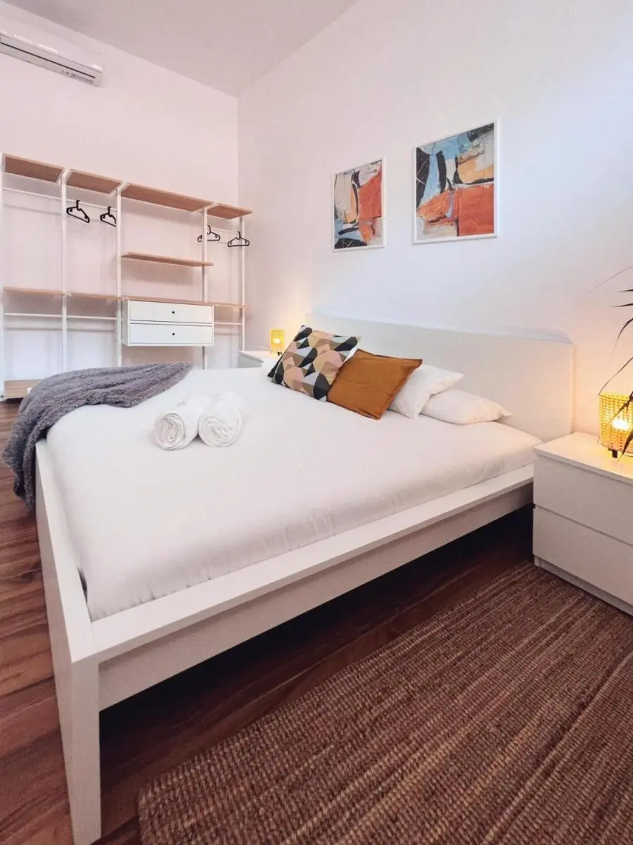 Image 6 of Jasmine L7