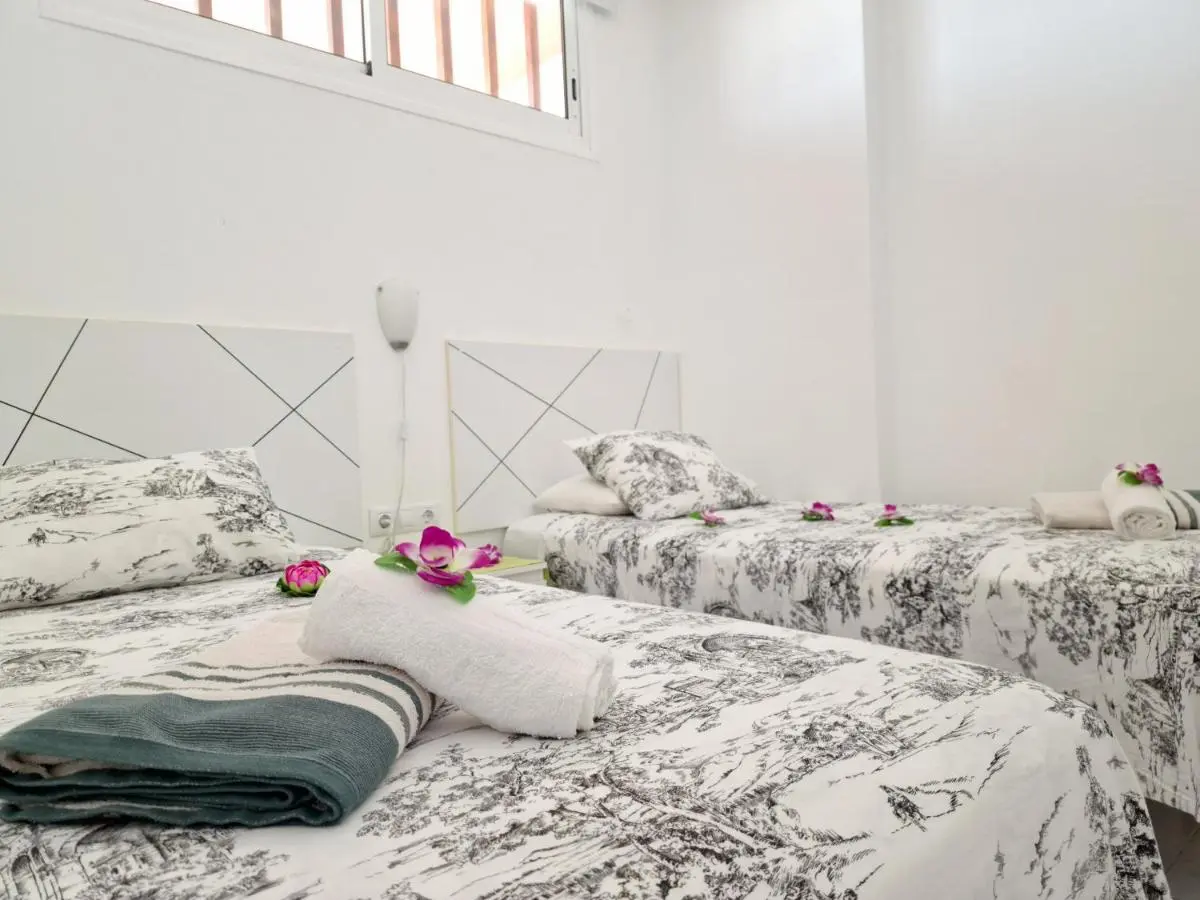 Image 1 of LAS VISTAS APARTMENT, OCEAN VIEW, 2 BEDROOMS & FREE WIFI