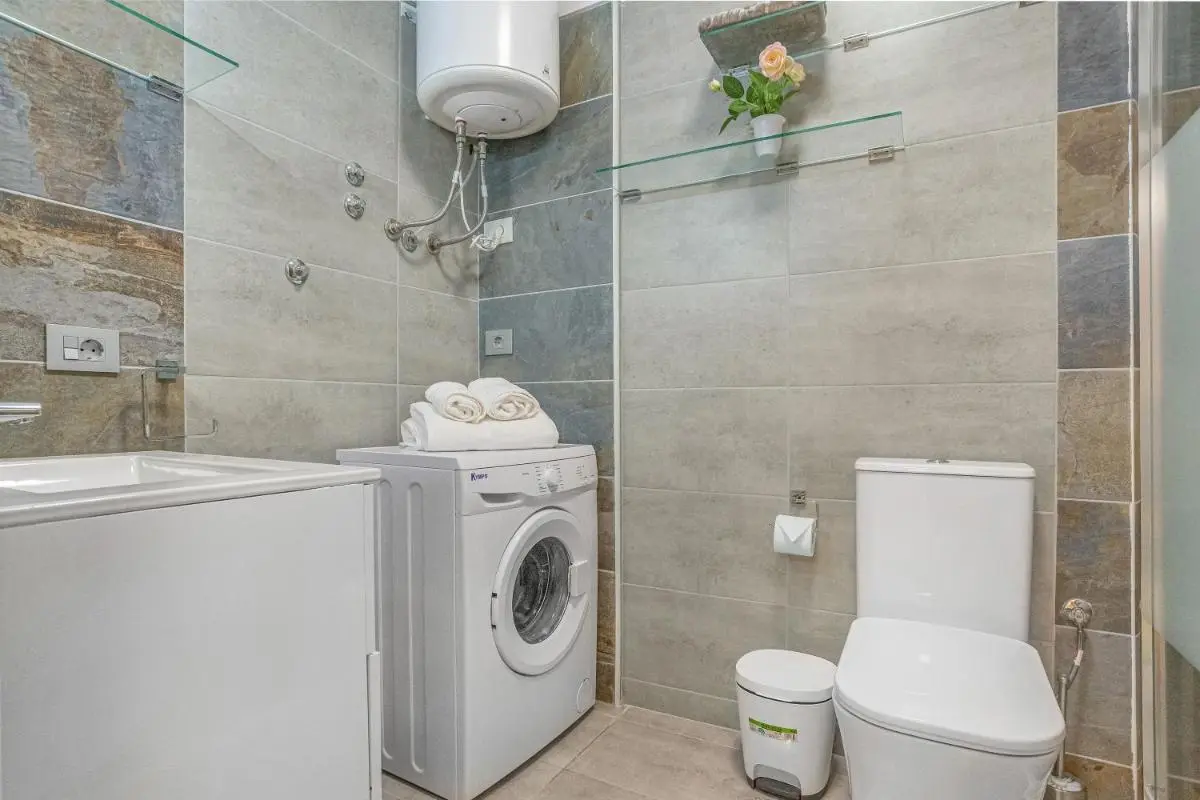 Image 5 of La Octava Isla