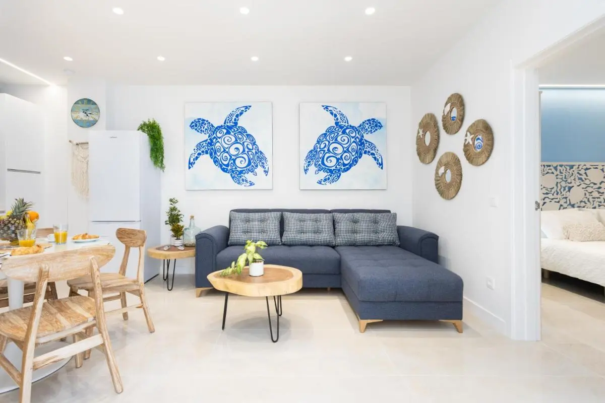 Image 1 of La Tortuga Azul B