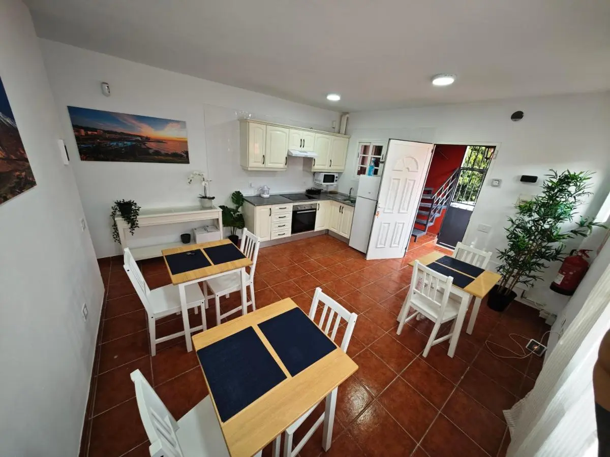 Image 2 of La concha