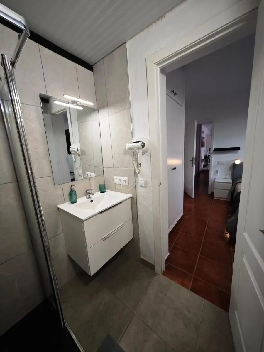 Image 3 of La concha