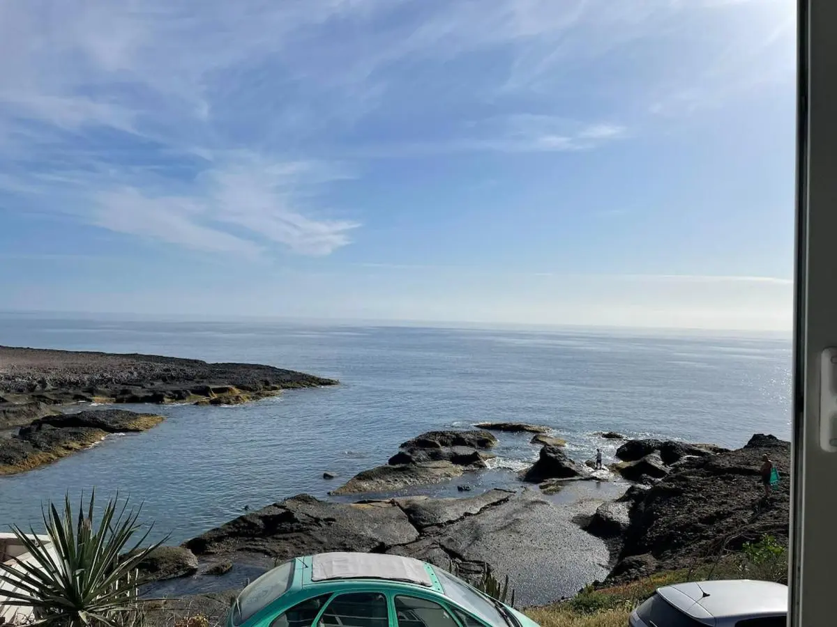 Image 2 of Las Perlas