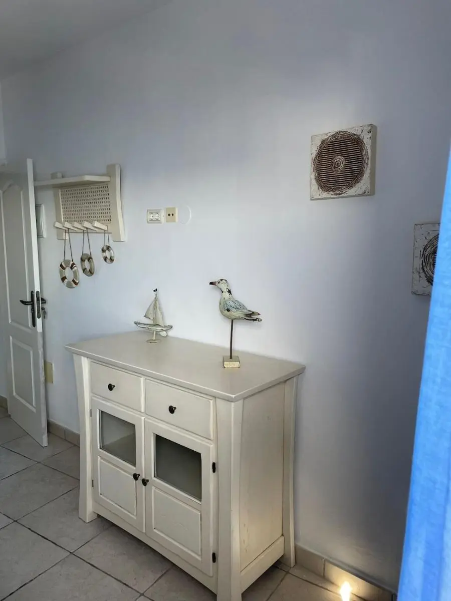 Image 5 of Las Perlas