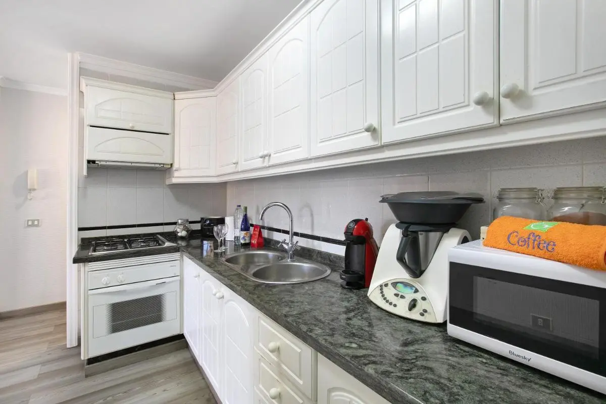 Image 3 of Las Teresitas Beach Apartment