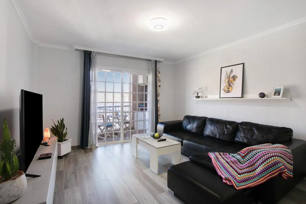 Image 4 of Las Teresitas Beach Apartment