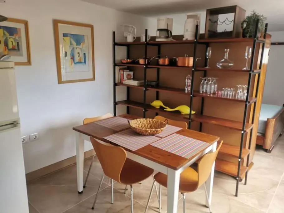 Image 2 of Los Cactus