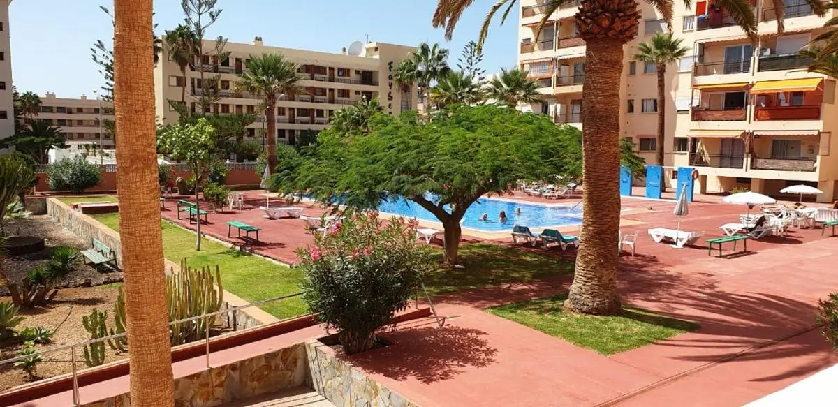 Image 2 of Los Cristianos Cris Sol WiFi Pool