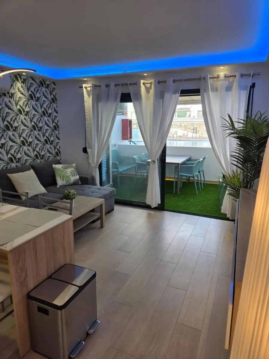 Image 4 of Luxury Alondras E108