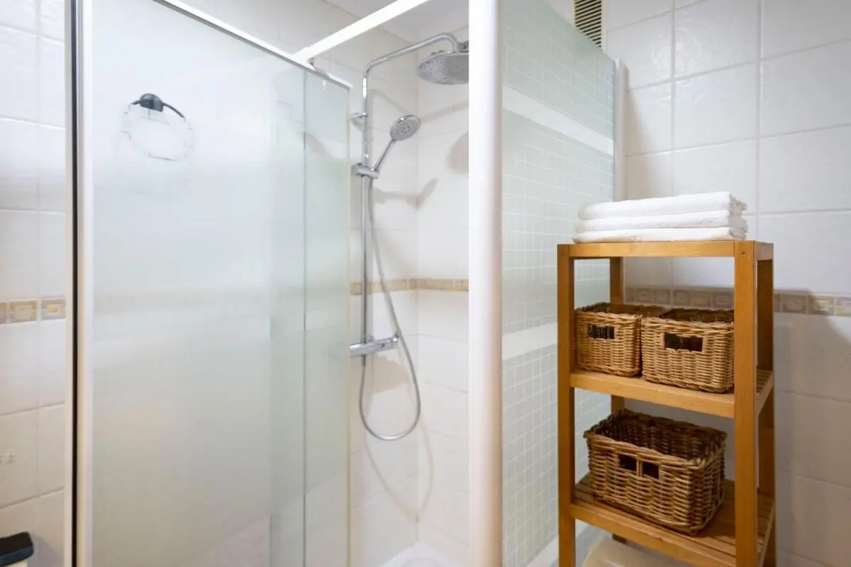 Image 2 of Mar y Sol