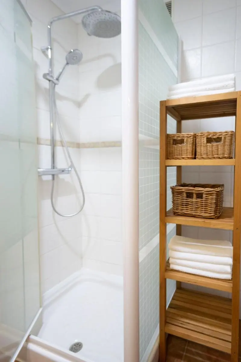 Image 6 of Mar y Sol