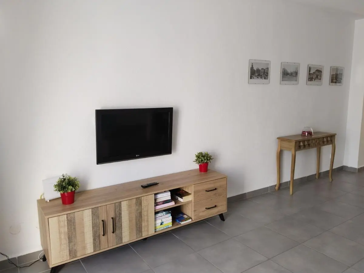 Image 4 of Mareverde WIFI 1 bedroom apartment