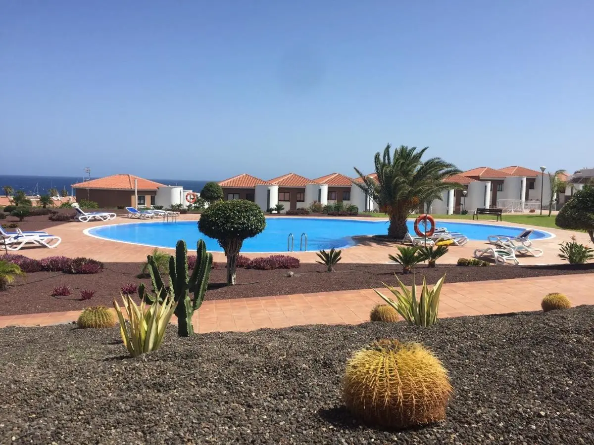 Image 3 of Marina Golf Apartments