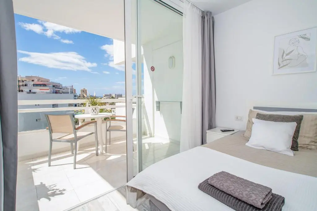 Image of Modern Ponderosa, Las Americas