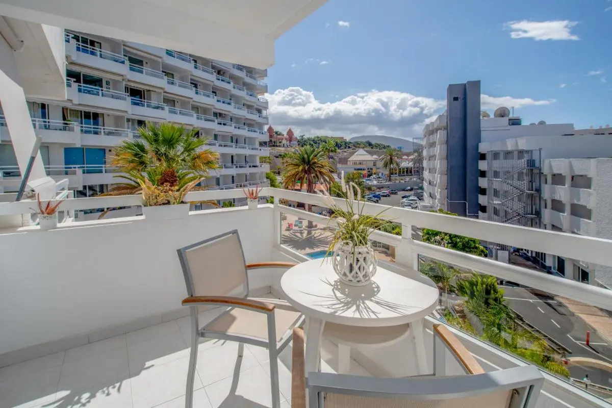 Image 6 of Modern Ponderosa, Las Americas