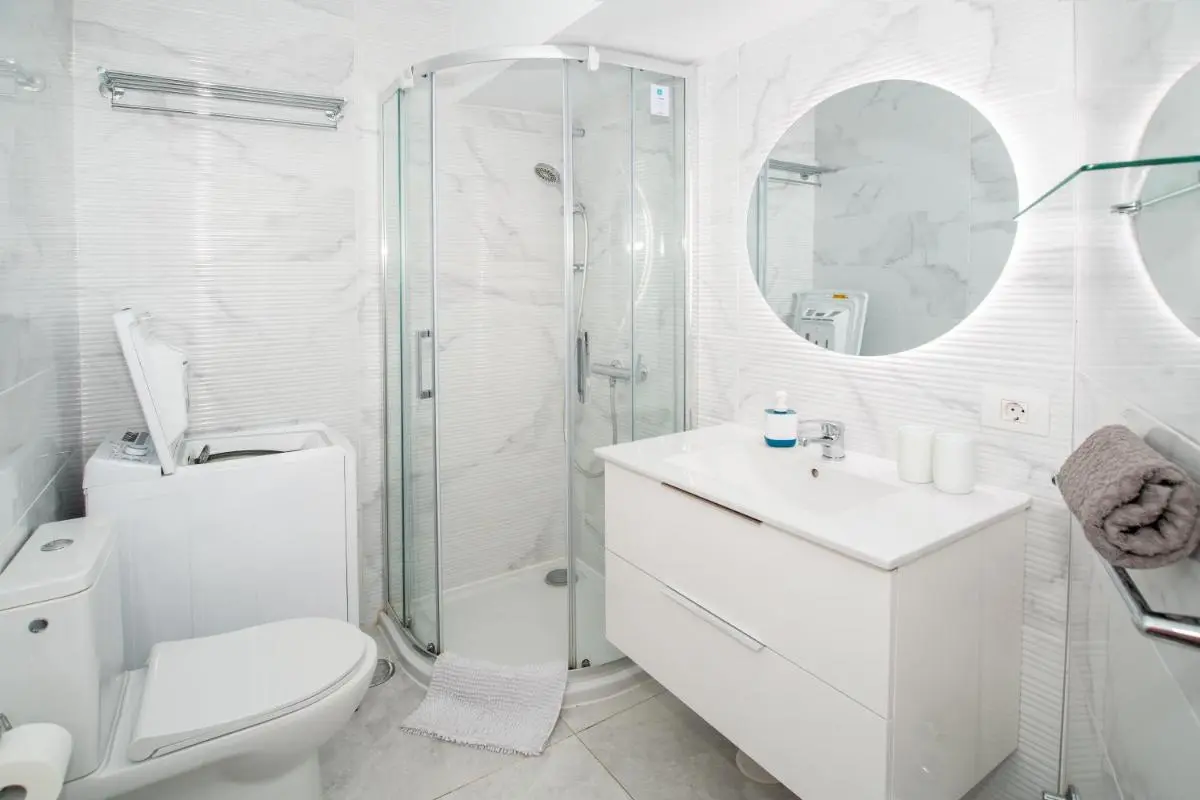 Image 2 of Modern Ponderosa, Las Americas