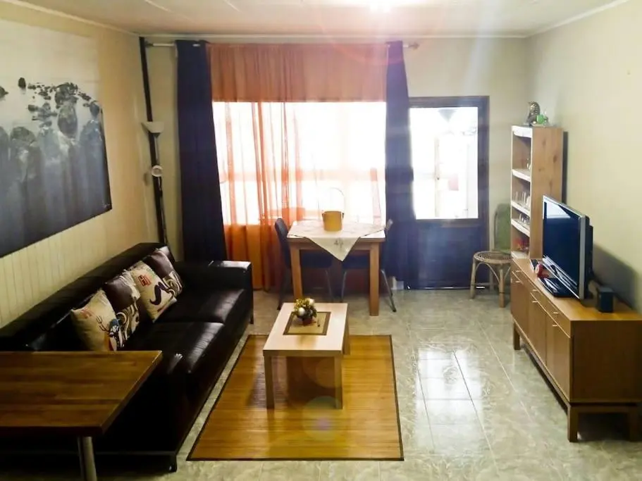 Image 4 of Modernes Appartment mit Bergblick und großen Pool