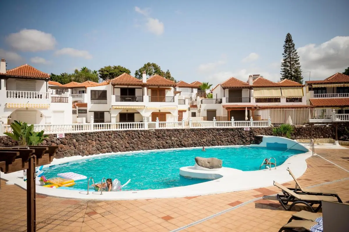 Image 2 of New! Sea View Apartment with Aircon in Center of Las Americas