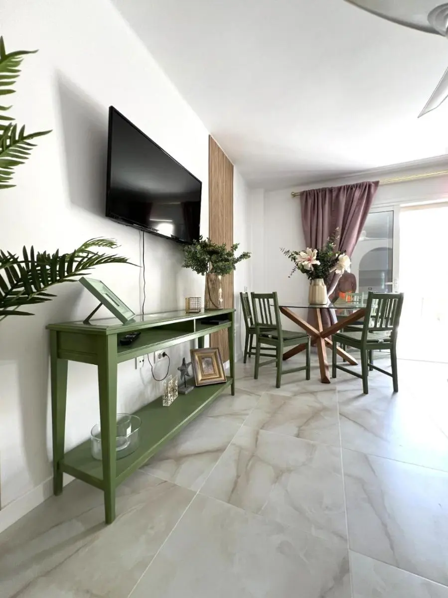 Image 5 of New! Sea View Apartment with Aircon in Center of Las Americas