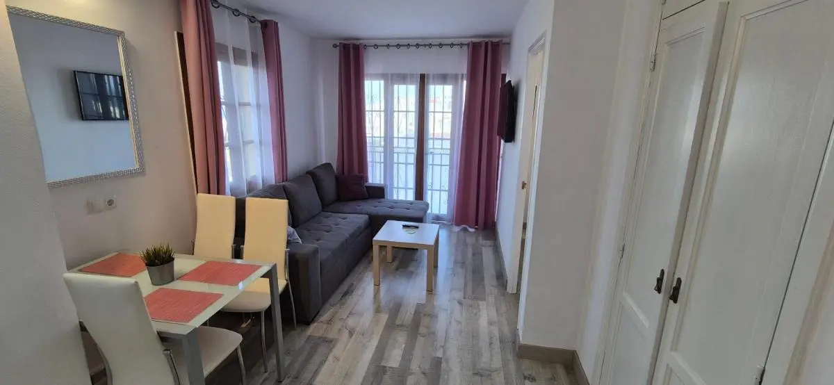 Image 5 of Nice apartment with heating pool.