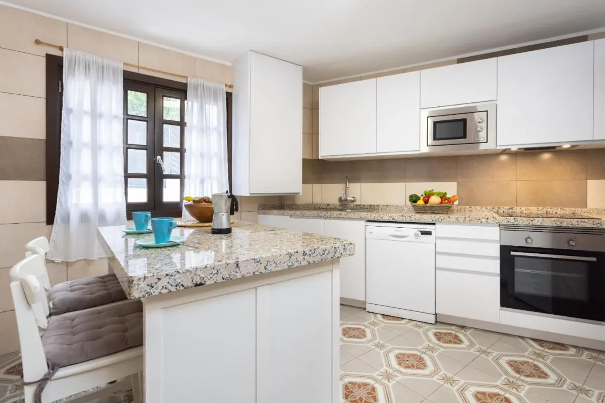 Image 2 of OkStay Apt Bencomo 50 m from the beach