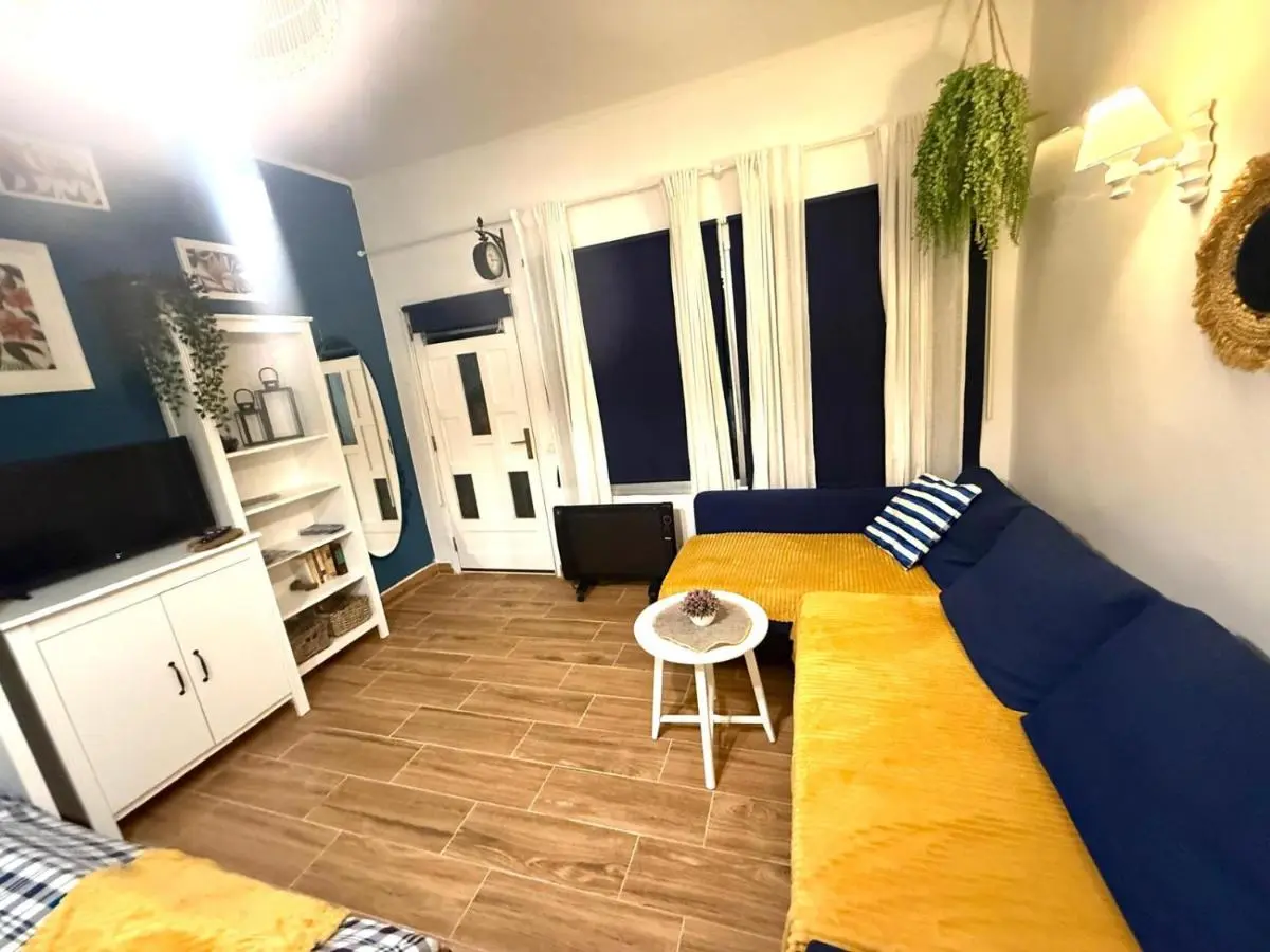 Image 1 of PRECIOSO LOFT CON PISCINA