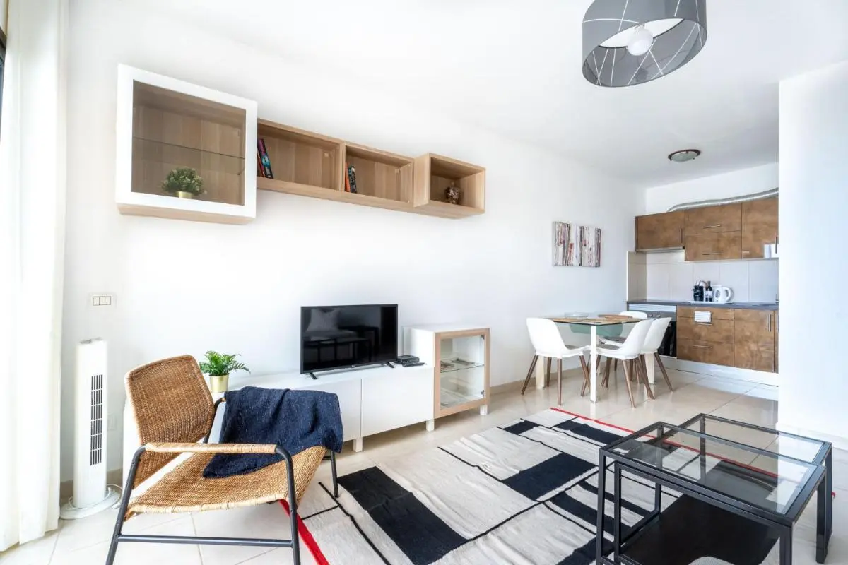 Image 4 of Paradise Flat near Hard Rock with pool