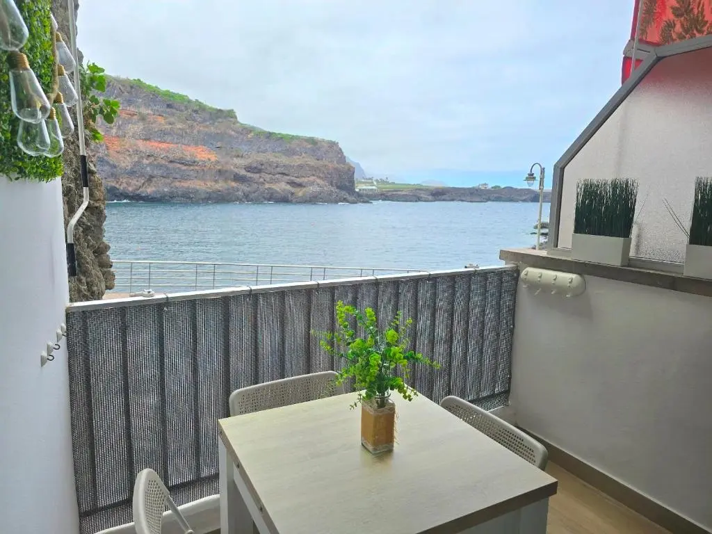 Image of Relax Beachfront Vistas al Mar Studio in Tenerife