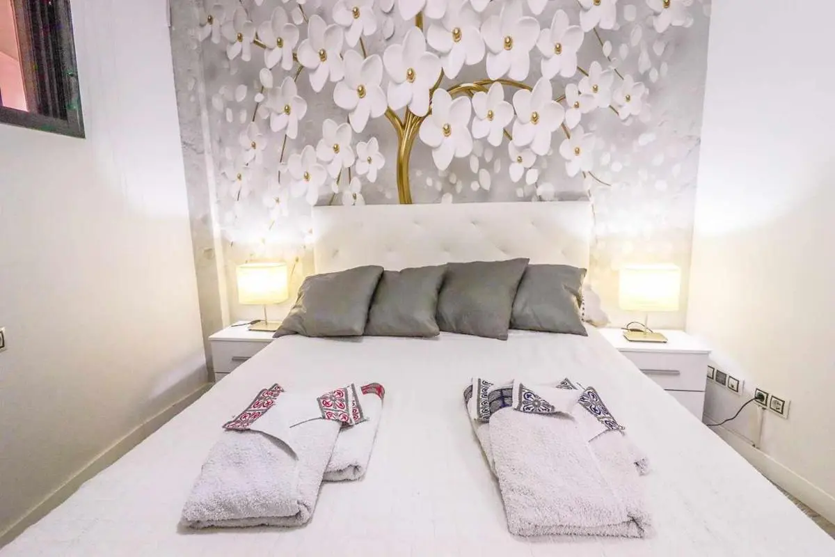 Image 1 of Rentaliday Vip Rooms