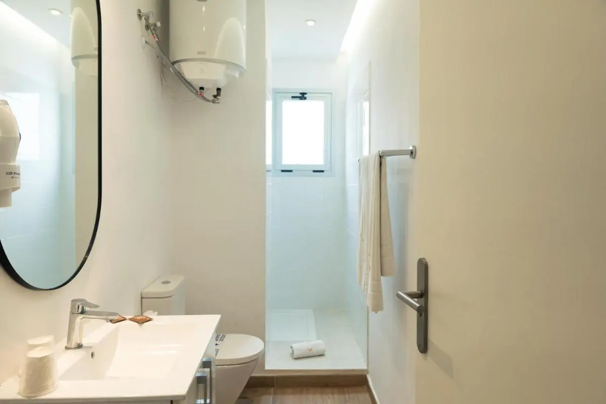 Image 2 of Route Active Hotel