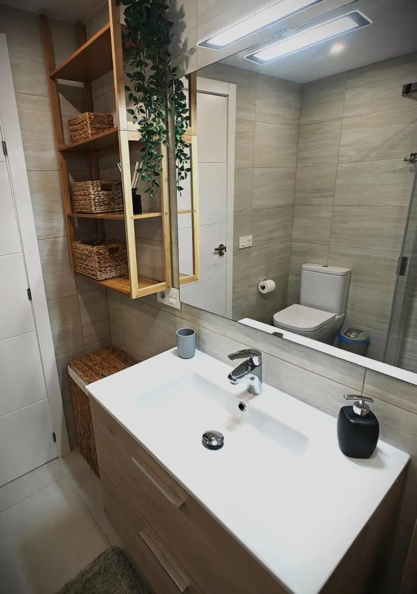 Image 4 of SUN APARTMENT – 3 bedrooms, priv parking, pool, AC, tv channels, fibre net