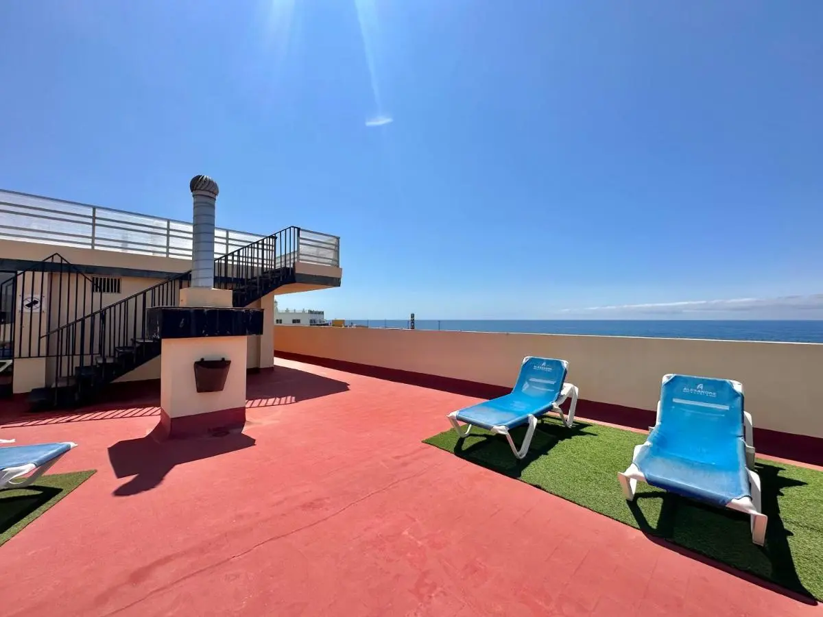 Image 5 of Sea&Pool Central Studio