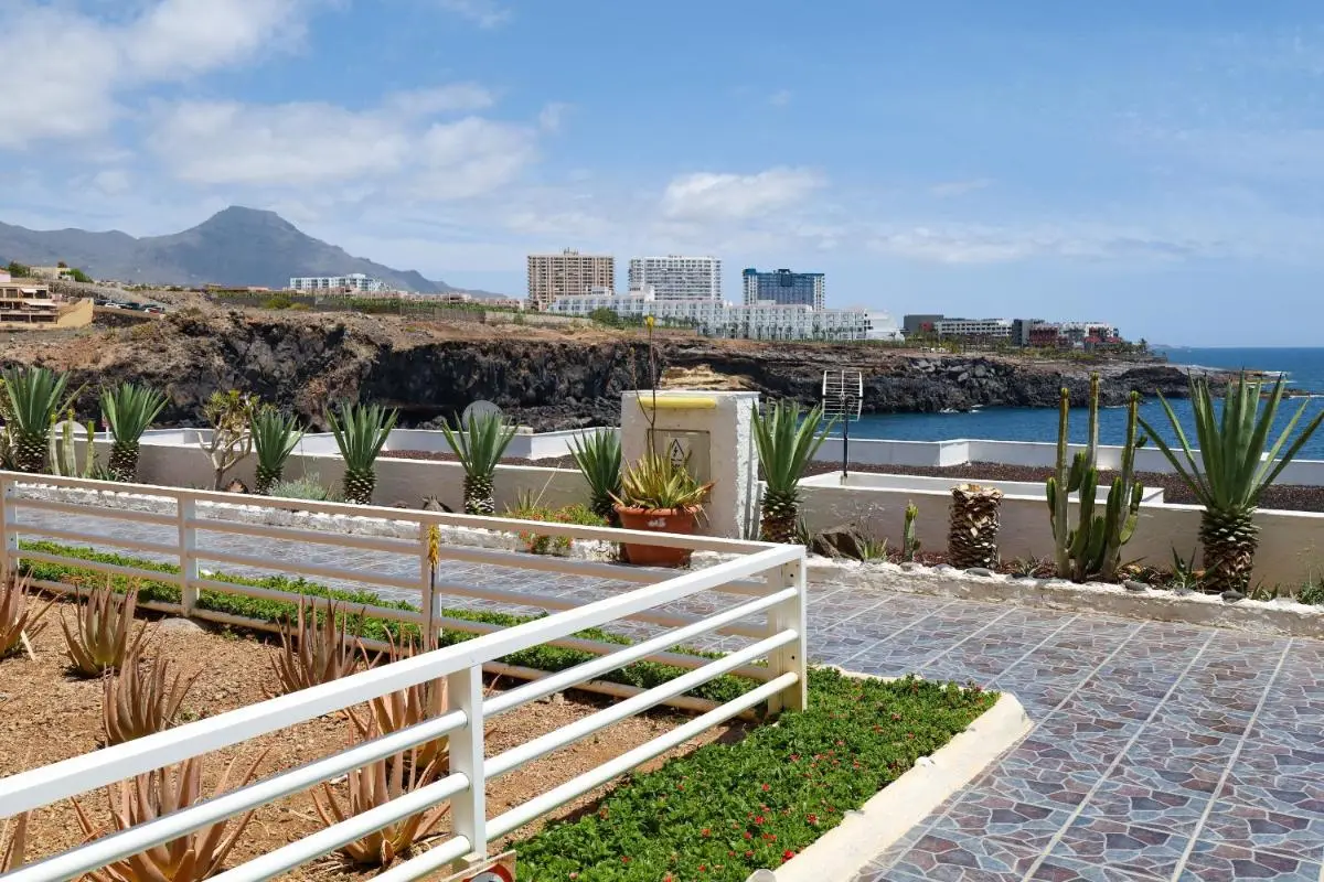 Image 5 of Sleep on the sea