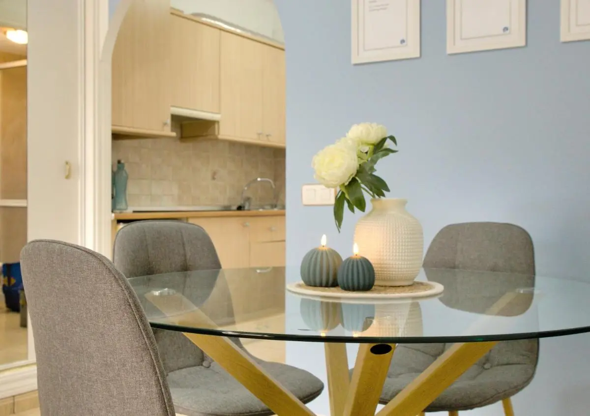 Image 2 of Smart Escape