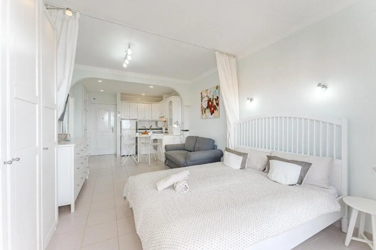 Image 4 of Studio over the ocean