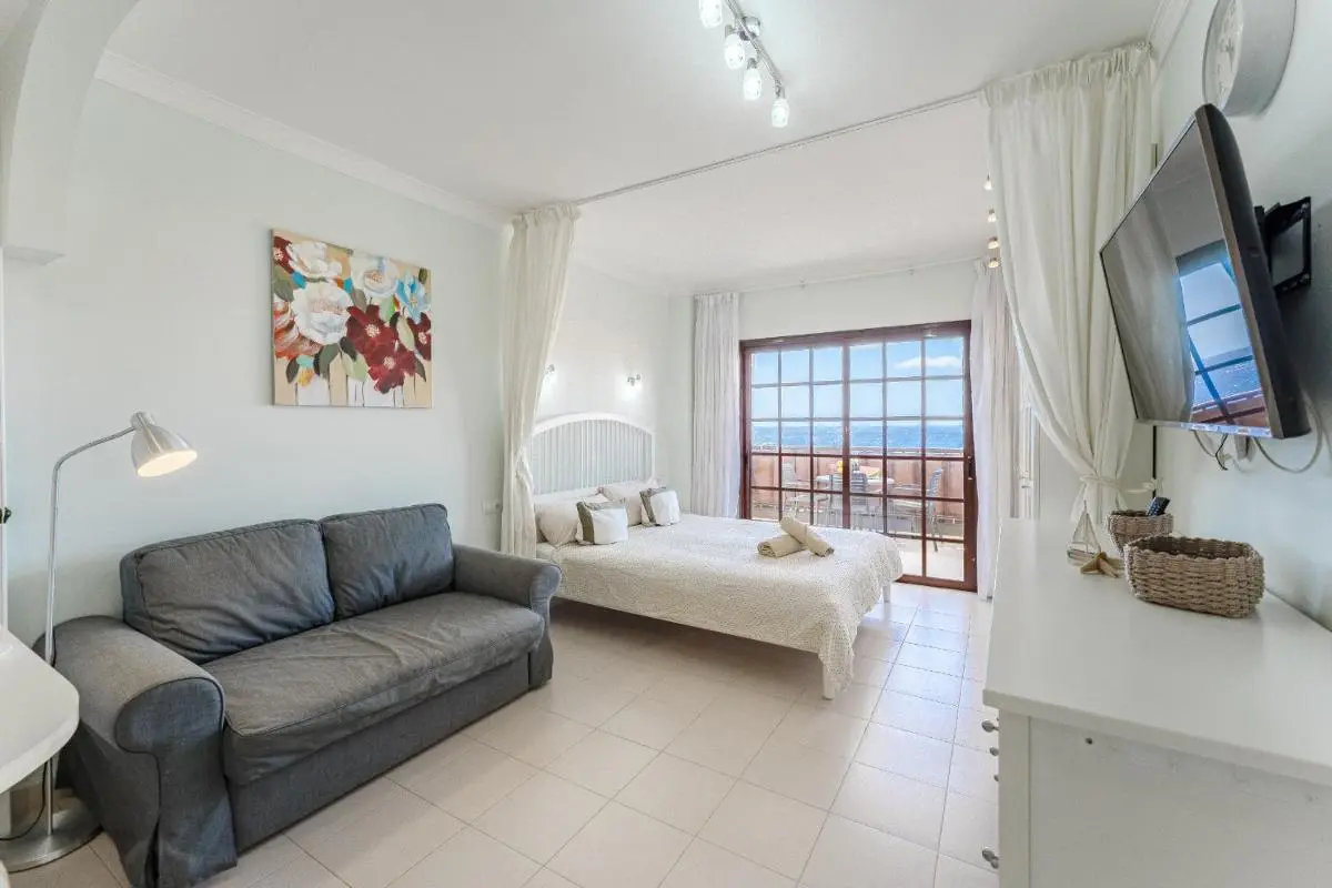 Image 1 of Studio over the ocean