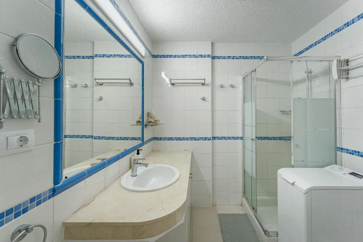 Image 2 of Studio over the ocean