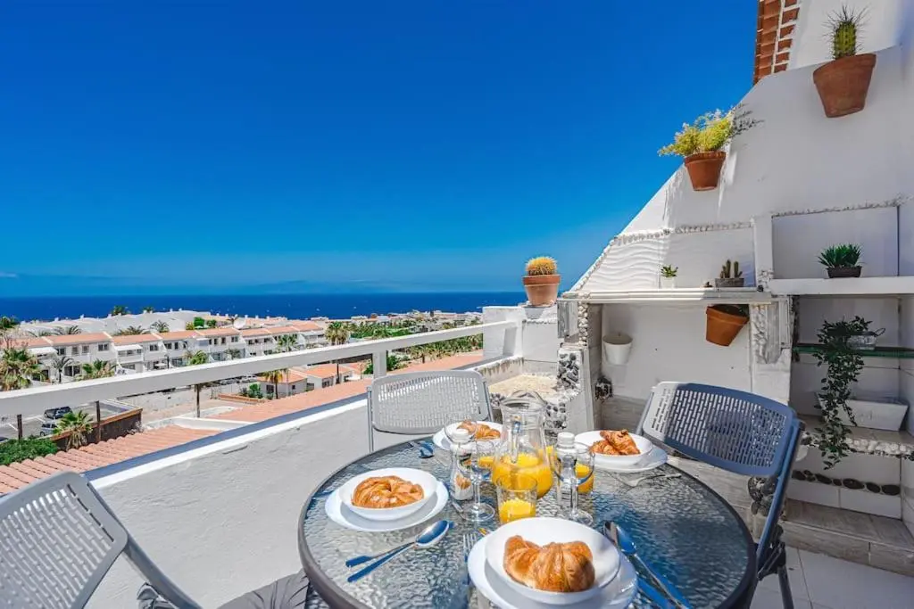 Image of Studio with amazing view by AltamarHomes