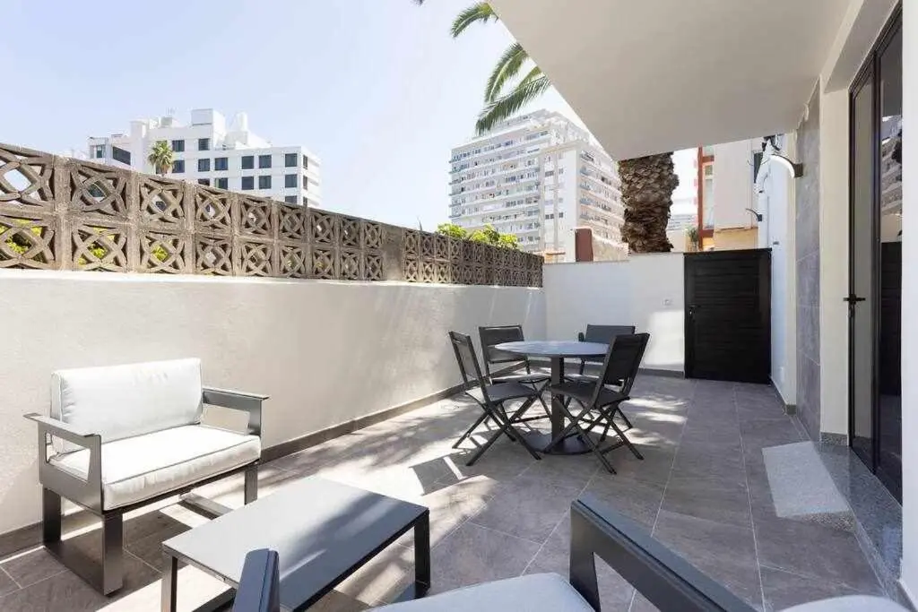 Image 6 of Sunnyland Lago Martianez 1