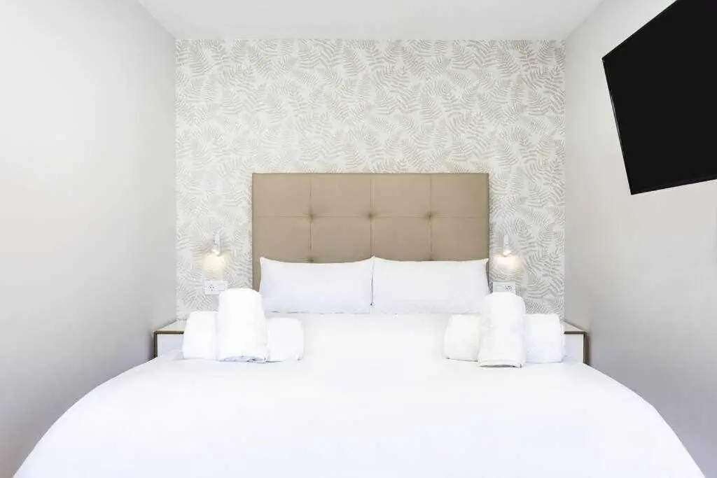 Image 1 of Sunnyland Lago Martianez 1