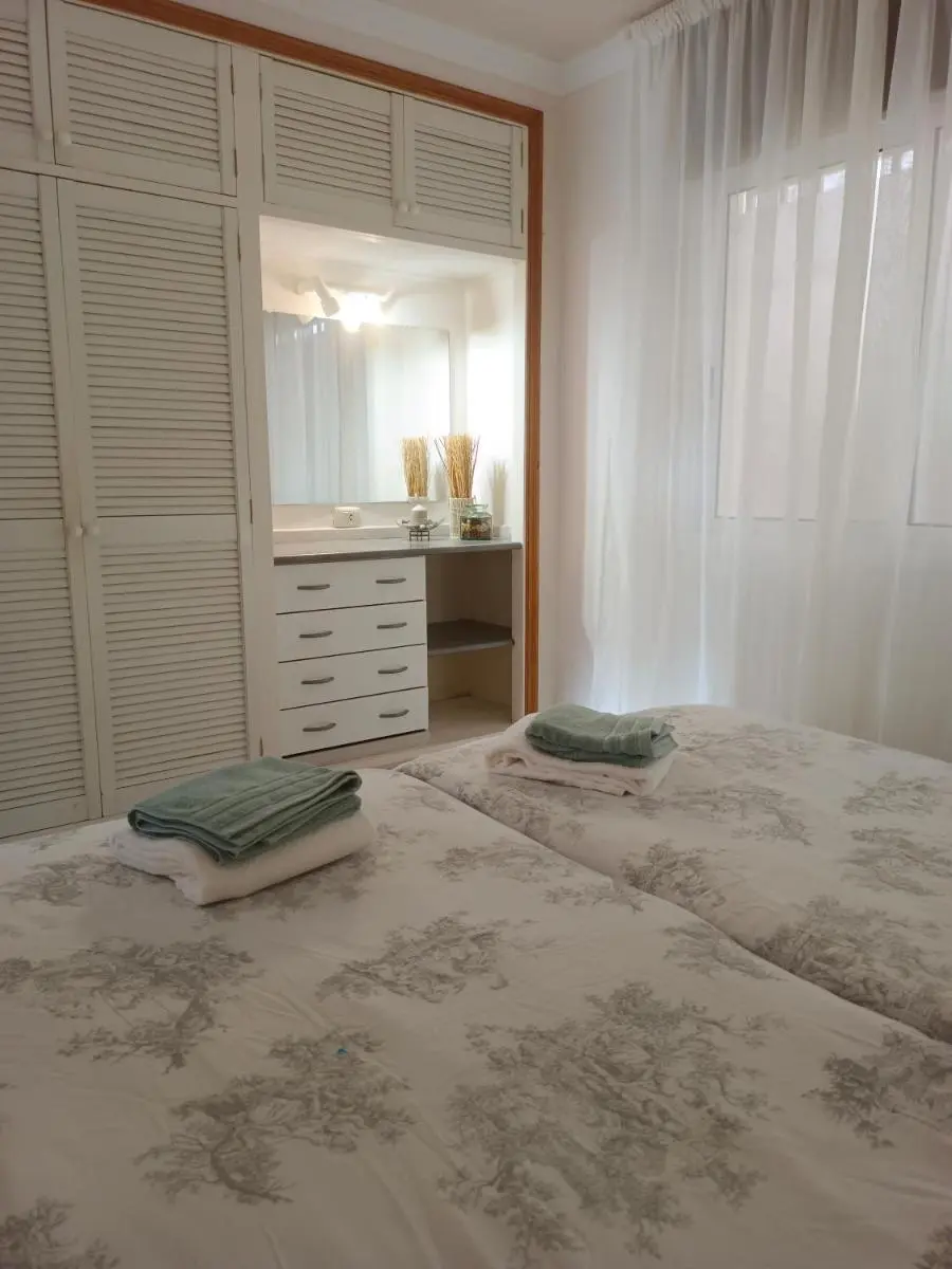 Image 6 of Sunset view in La Romantica, 1