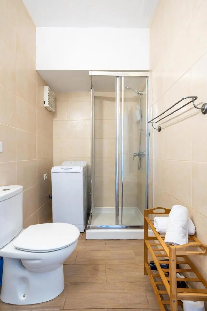 Image 3 of The Blue Anchor SPECTACULAR SEA VIEW