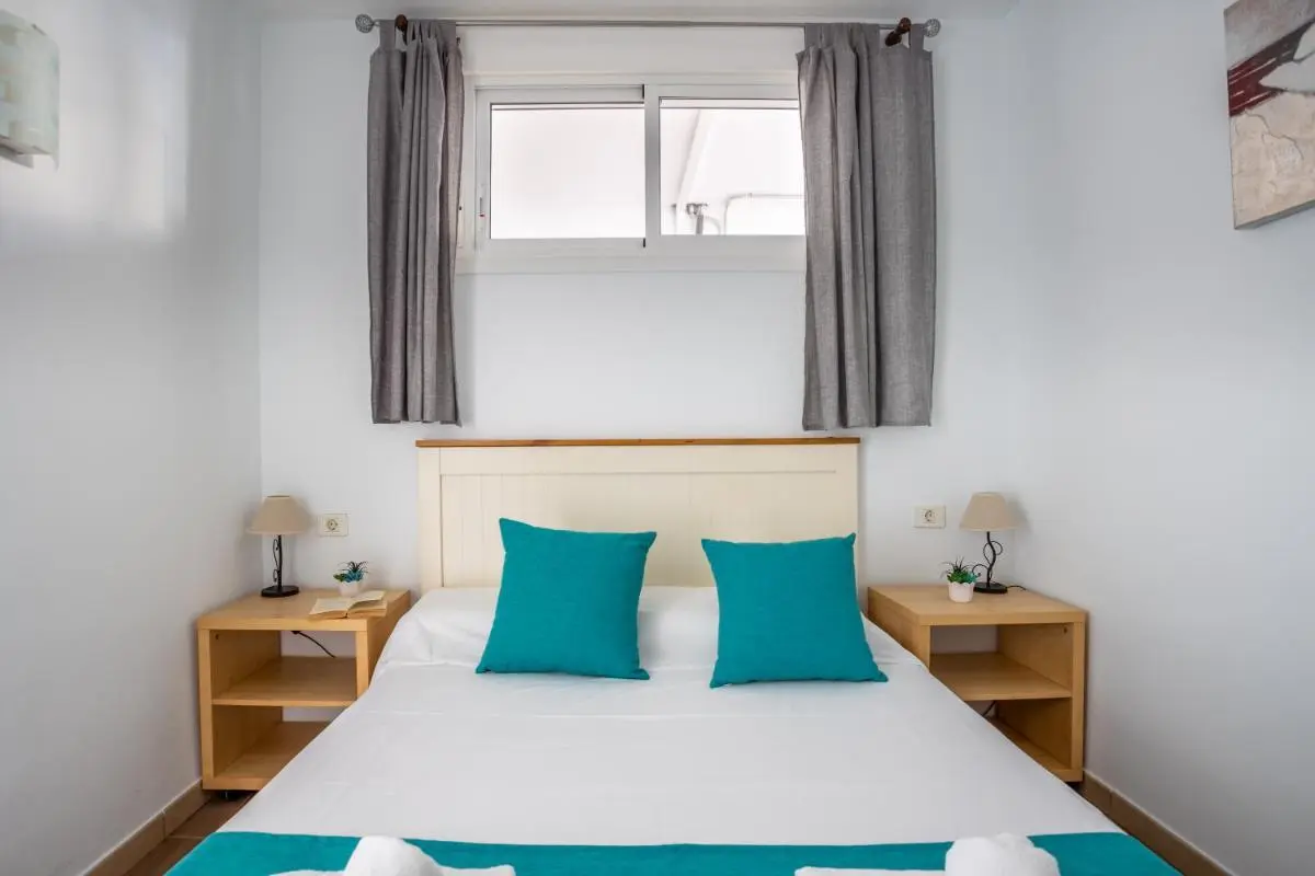 Image 1 of The Blue Anchor SPECTACULAR SEA VIEW