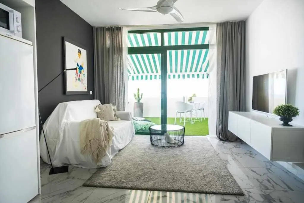 Image 6 of The black house in costa adeje