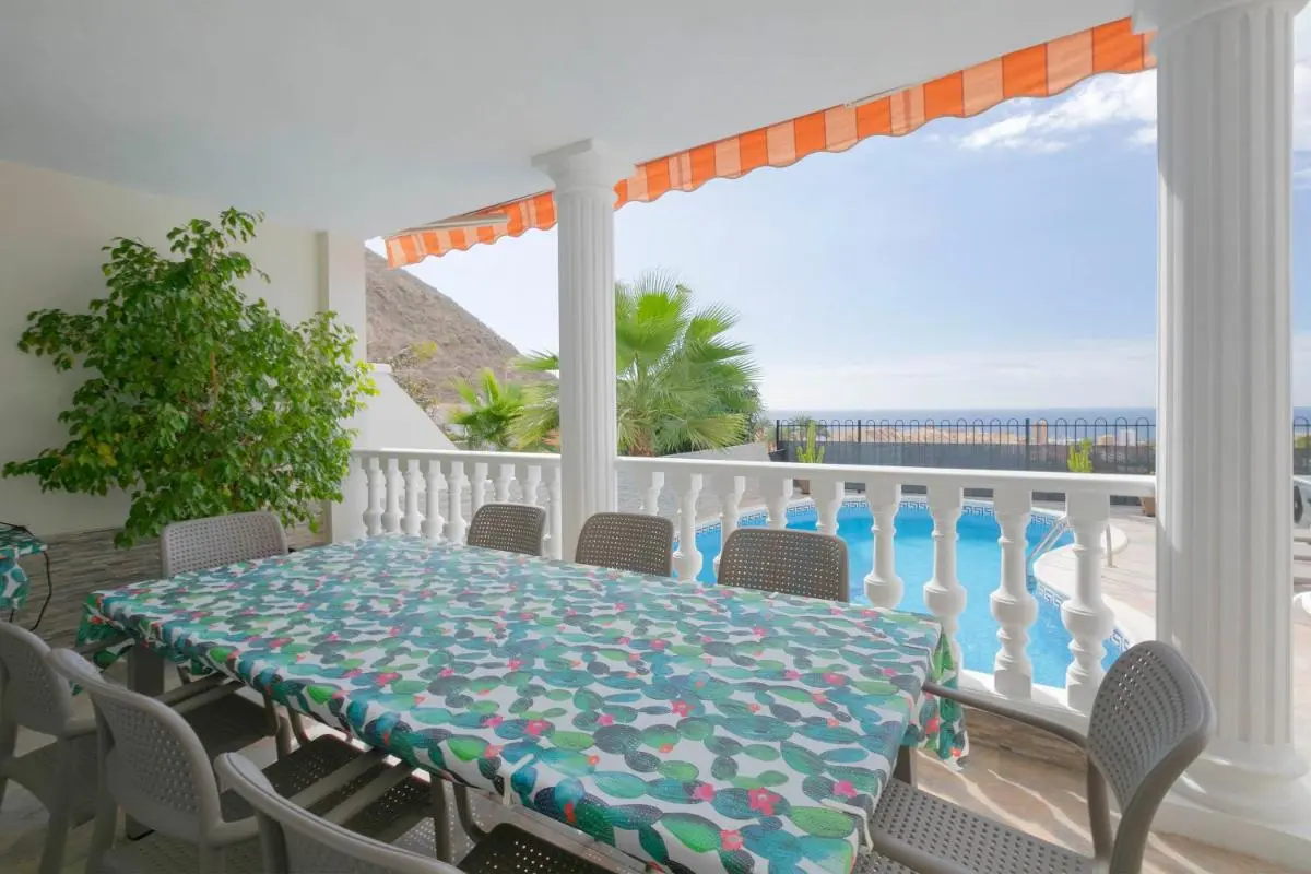 Image 6 of Townhouse with private pool!