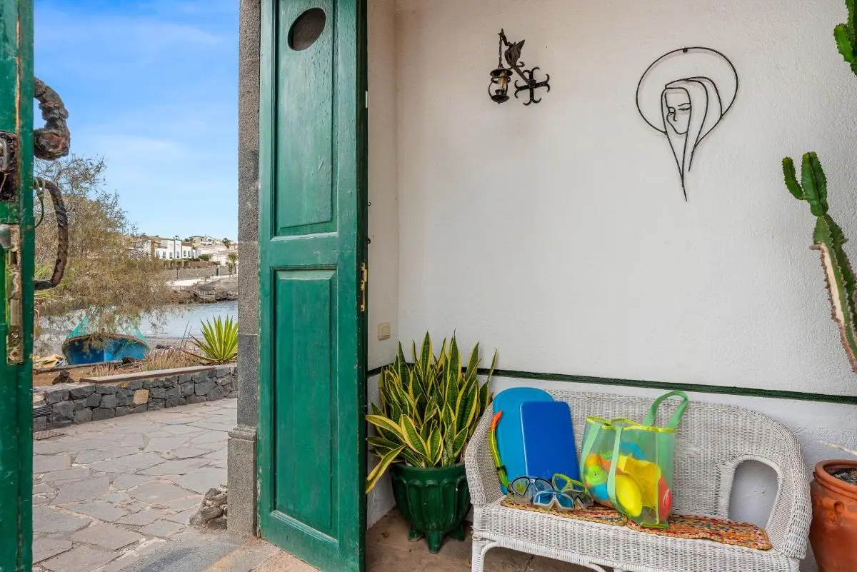 Image 1 of Traditional Canary house next to the beach